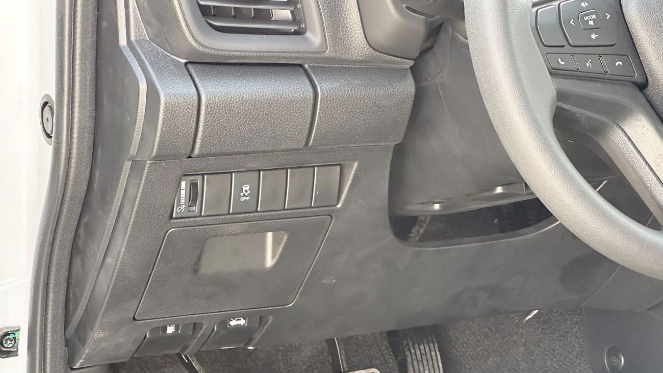 Isuzu D-MAX STANDARD DC 1.9L 4X4 MT - 2025 MY