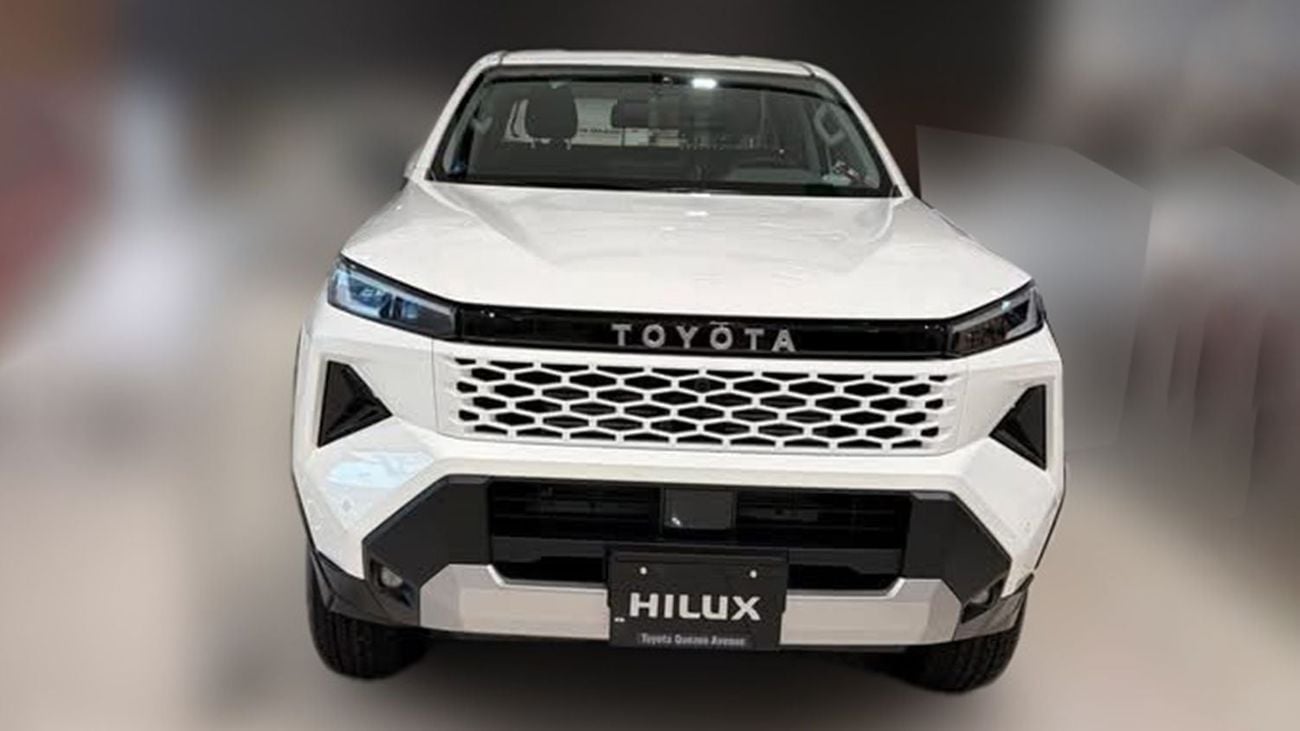 Toyota Hilux E | 2-YEAR WARRANTY + SERVICE AVAILABLE | IN-HOUSE FINANCING