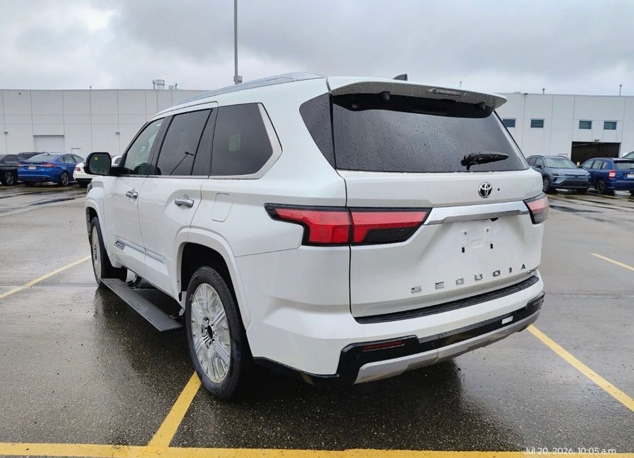 Toyota Sequoia CAPSTONE
