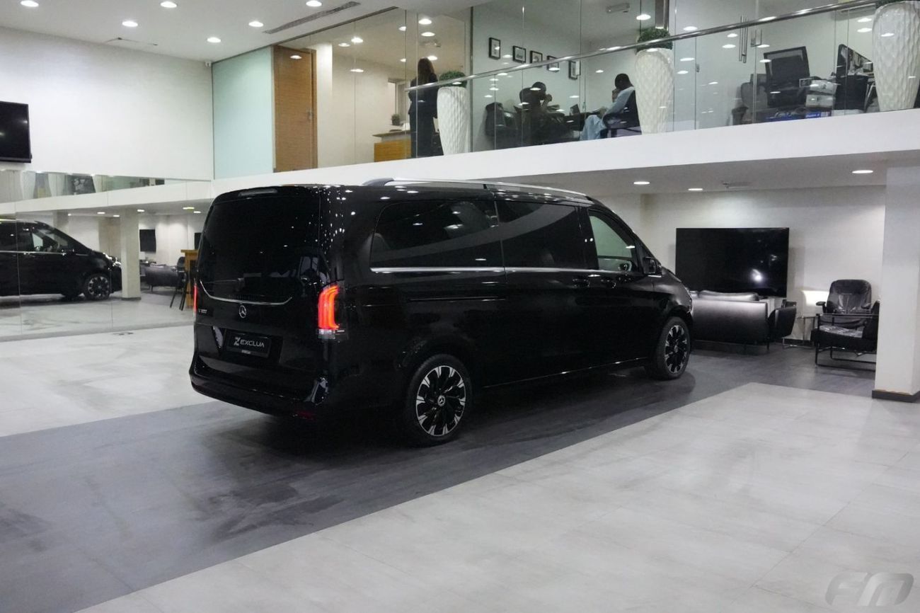 Mercedes Benz V300 AVANTGARDE VIP BUSINESS VAN – FULL LUXURY OPTION | BRAND NEW | GCC | 2025
