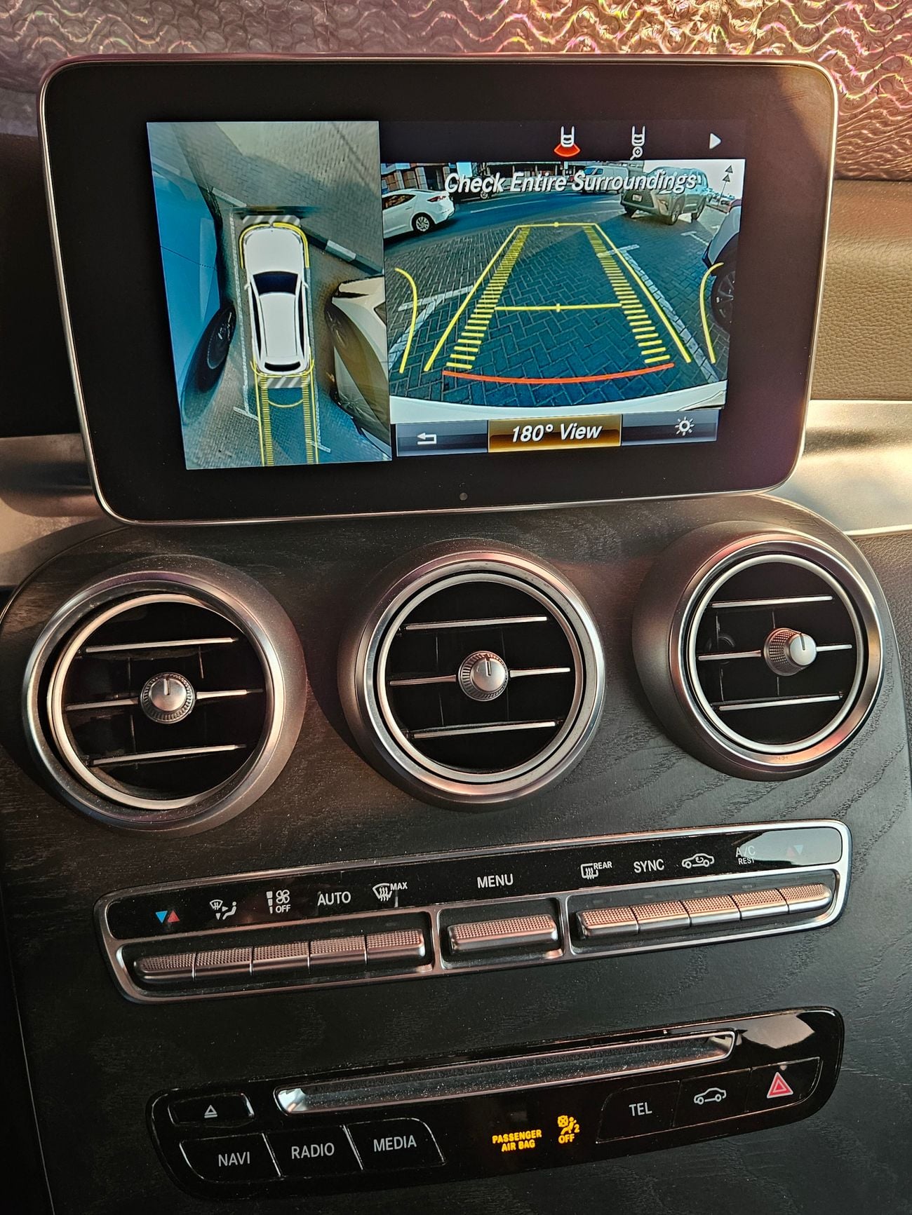 مرسيدس بنز GLC 300 E 4MATIC PREMIUM