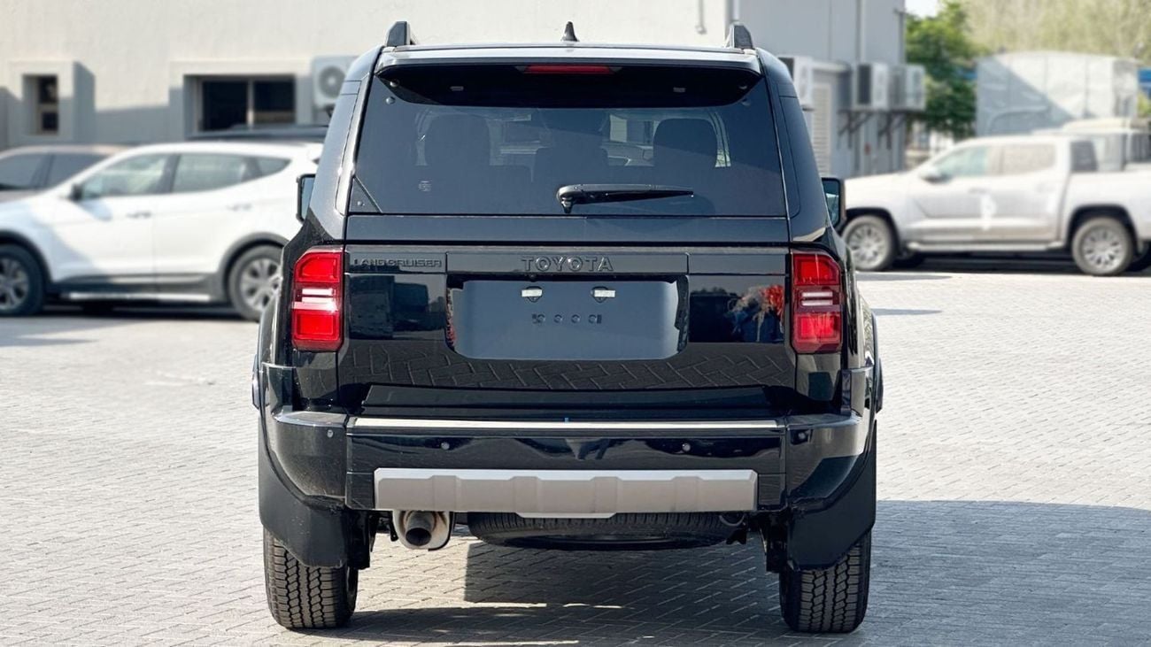 Toyota Prado VXR 2.4L V4 PETROL / FULL OPTION / 360 CAMERA WITH HEAD UP DISPLAY / 2026 ONLY FOR AFRICA
