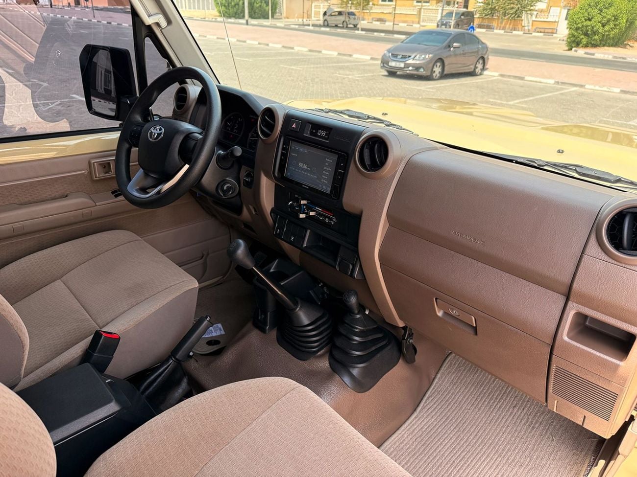 تويوتا لاند كروزر 70 LC71 HT VXR