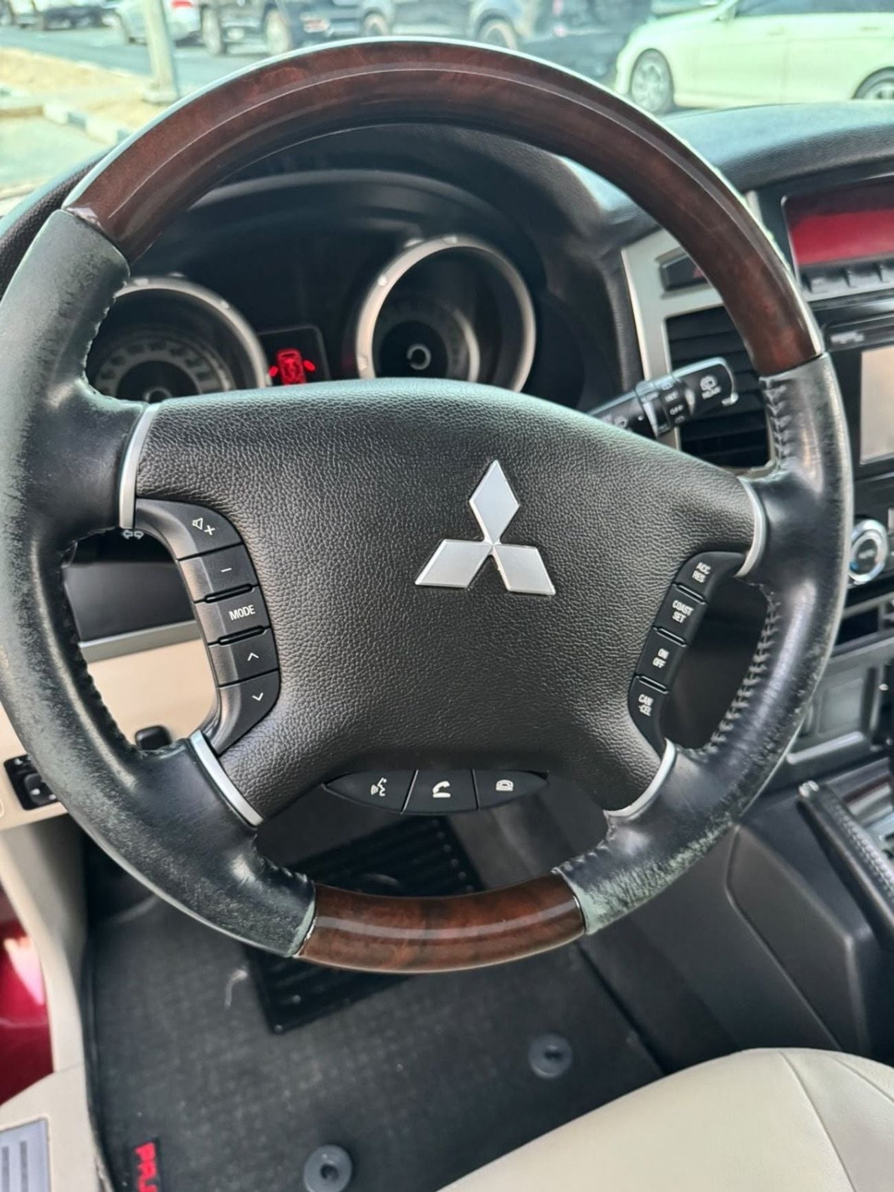 Mitsubishi Pajero GLS H/L ROCKFORD