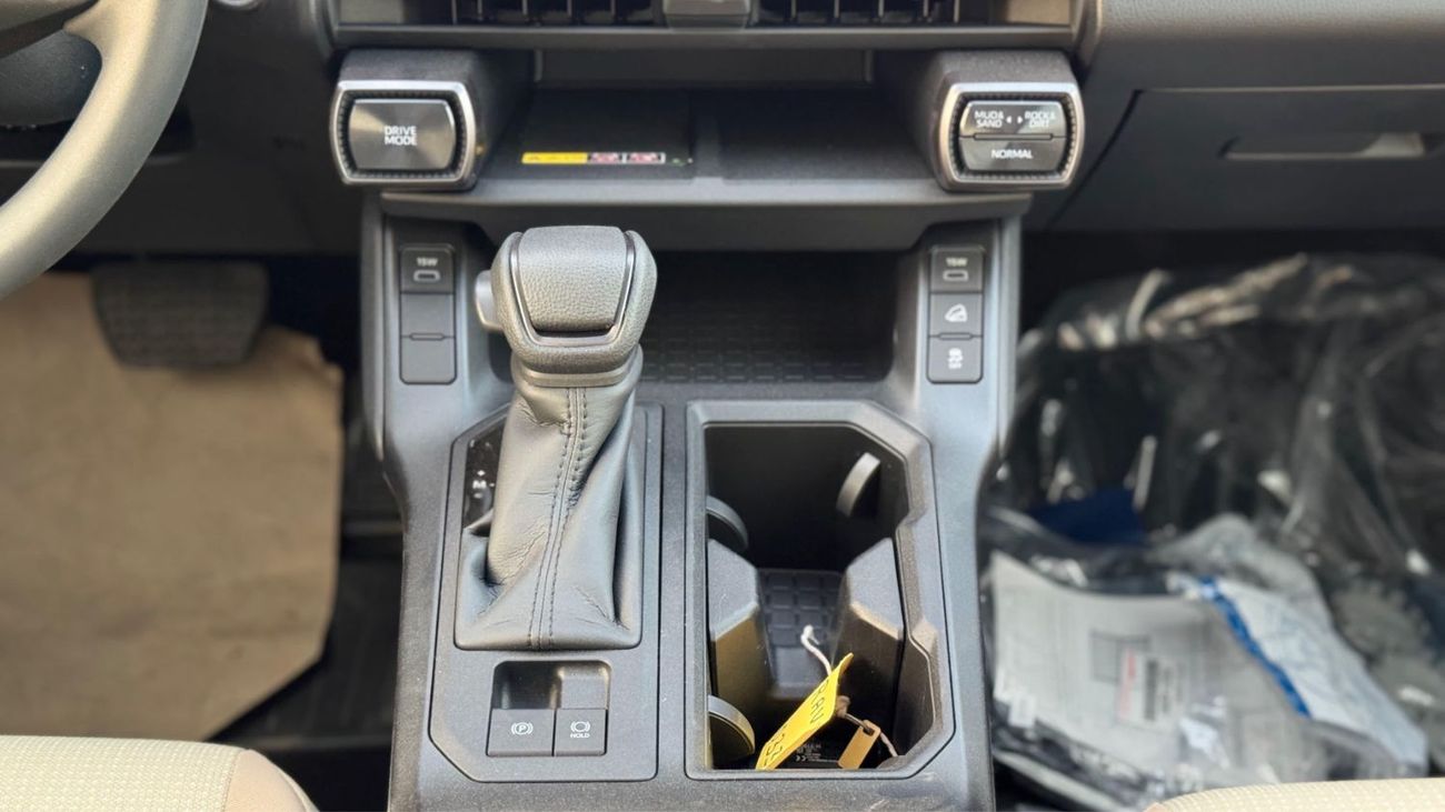 تويوتا راف ٤ XLE Toyota RAV4 X 2026 Toyota Rav4 2.0 PETROL AWD GCC 2026/2026