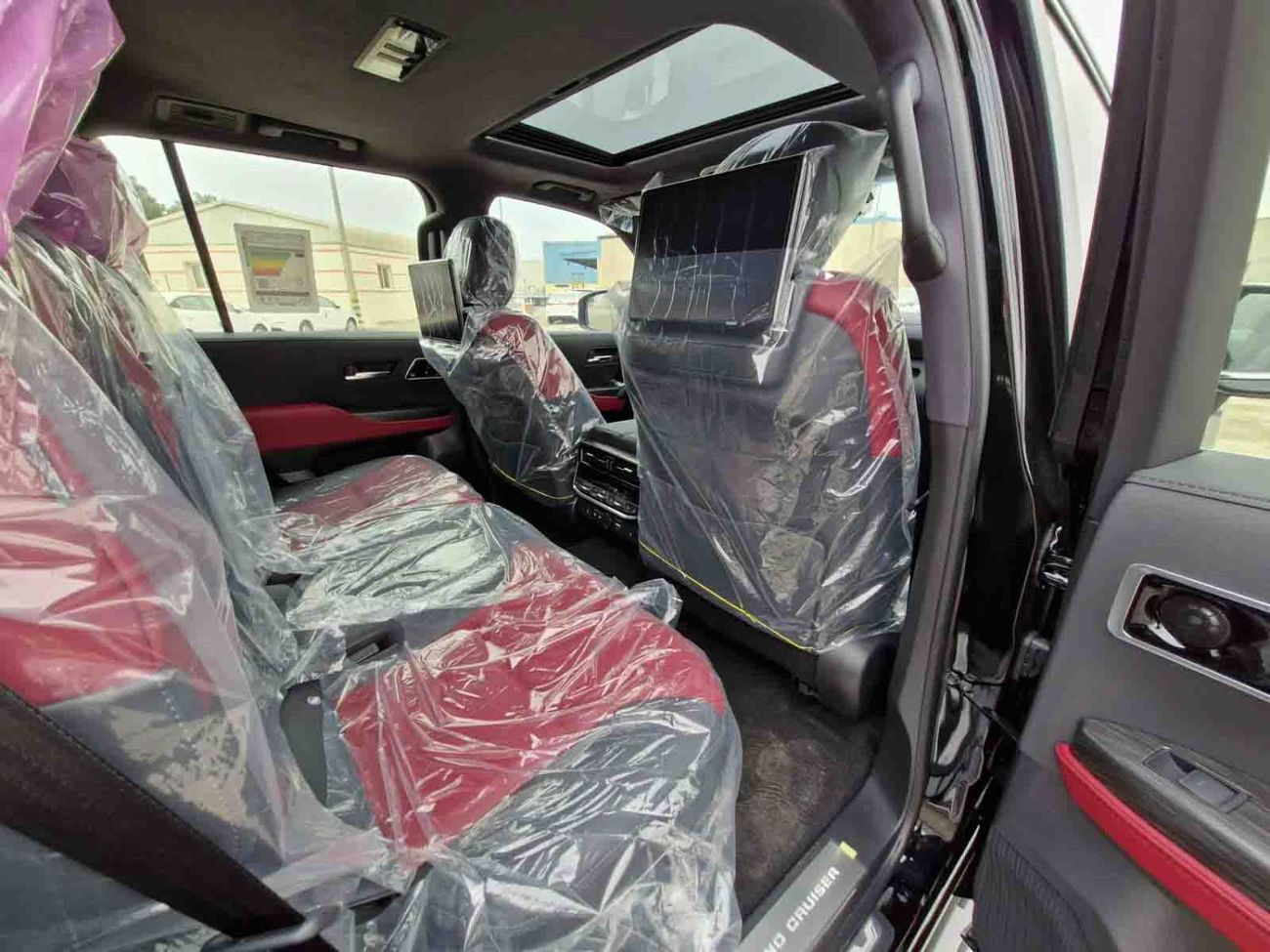 Toyota Land Cruiser VXR 3.3L