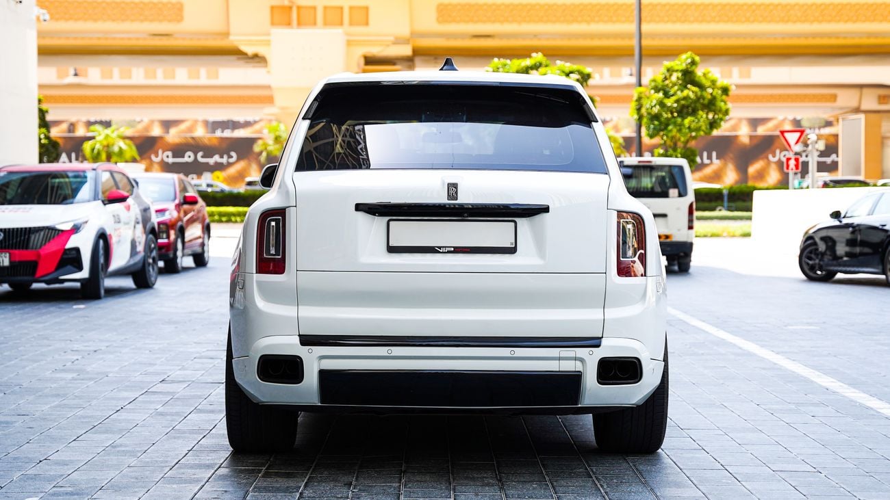 Rolls Royce Cullinan BLACK BADGE