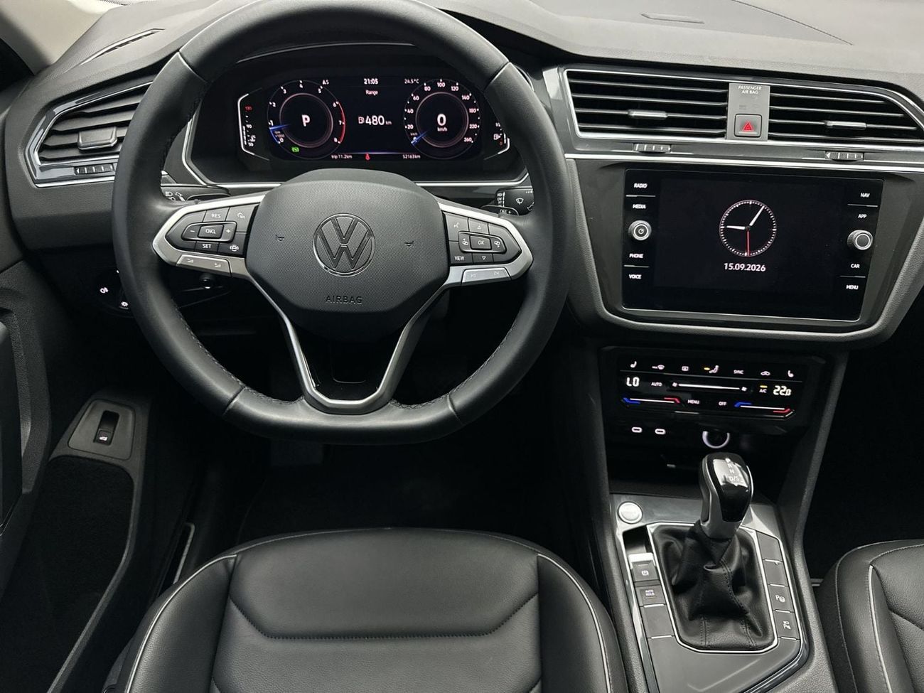 Volkswagen Tiguan LIFE PLUS 1.4L TSI Turbo | Digital Cockpit | Apple CarPlay & Android Auto | Cruise Control | 7-Speed DSG | GCC