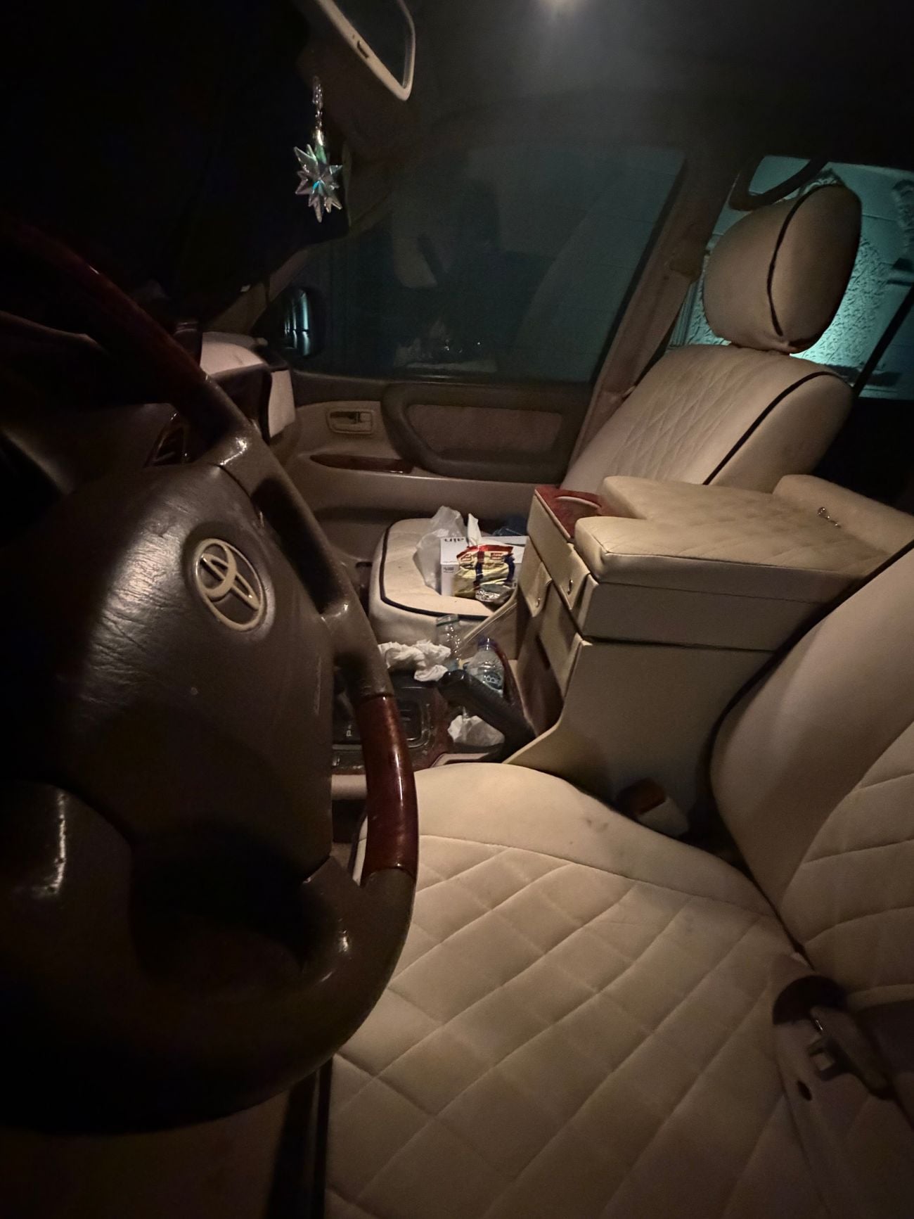 Toyota Land Cruiser VXR MID