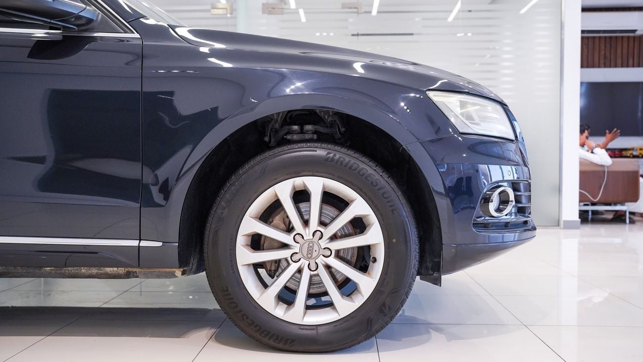 Audi Q5 STANDARD