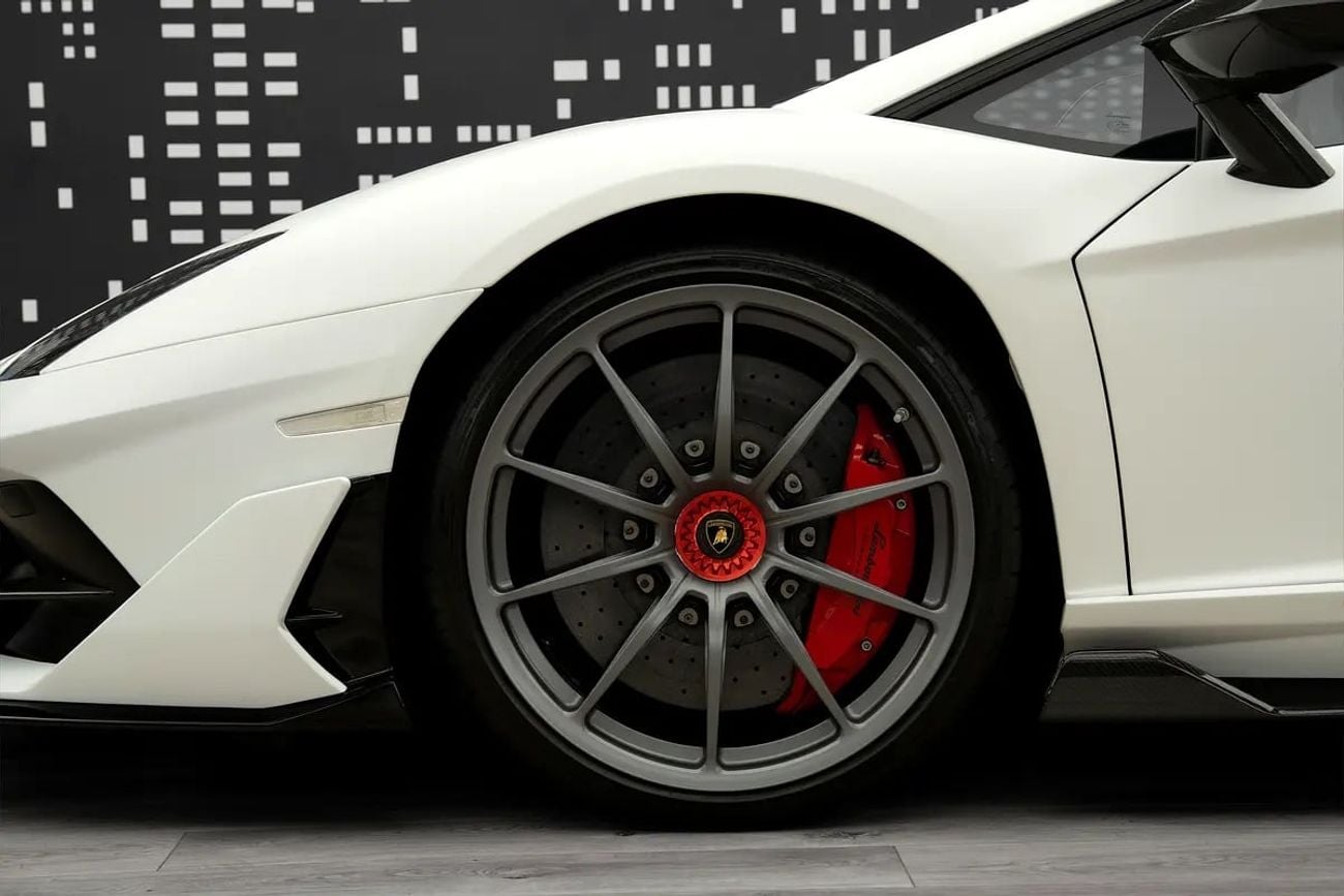 Lamborghini Aventador SVJ
