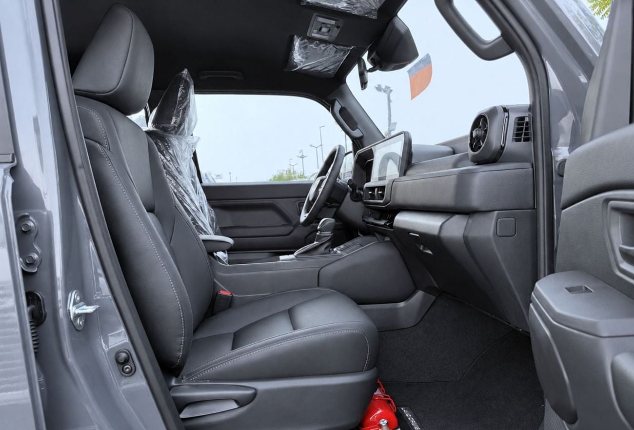 Toyota FJ Cruiser GXR 2.7 GCC AWD