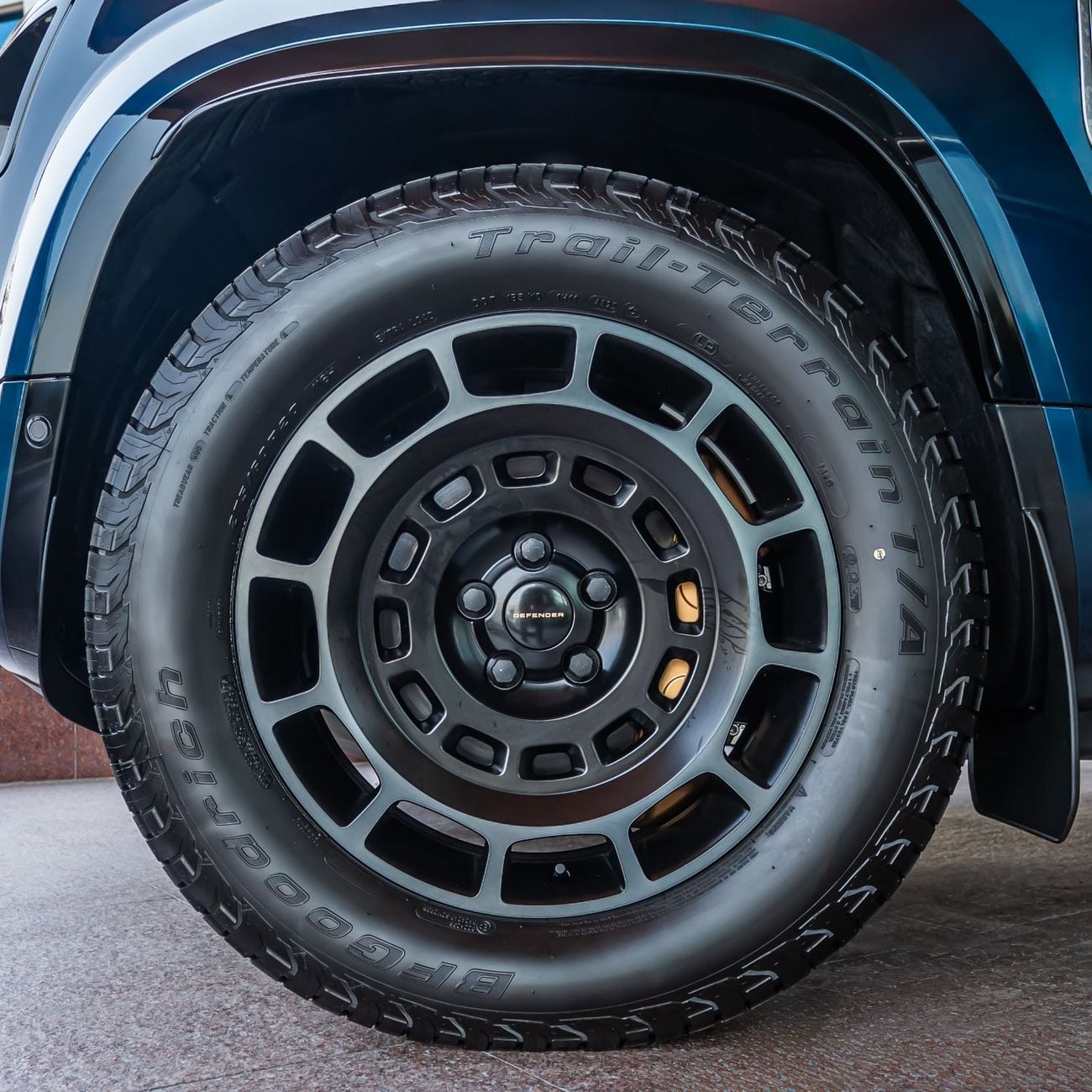 Land Rover Defender