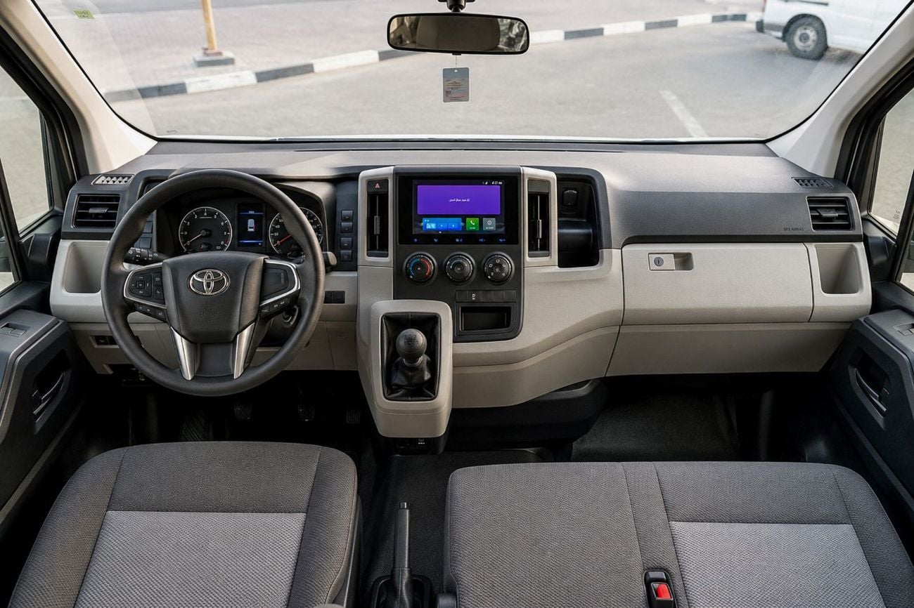 Toyota Hiace 2.7L Turbo Diesel, 4-Cylinder
