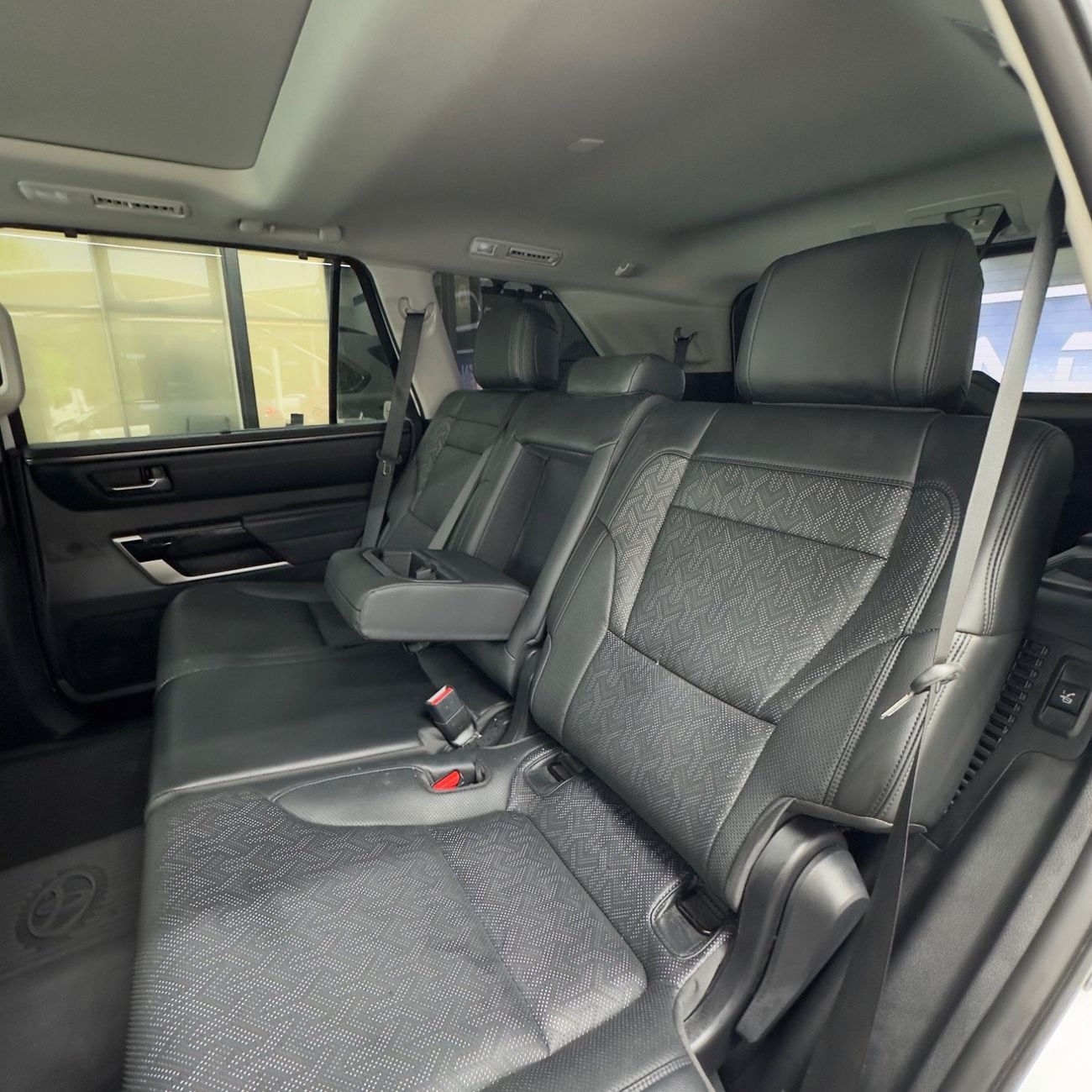 Toyota Sequoia HYBRID