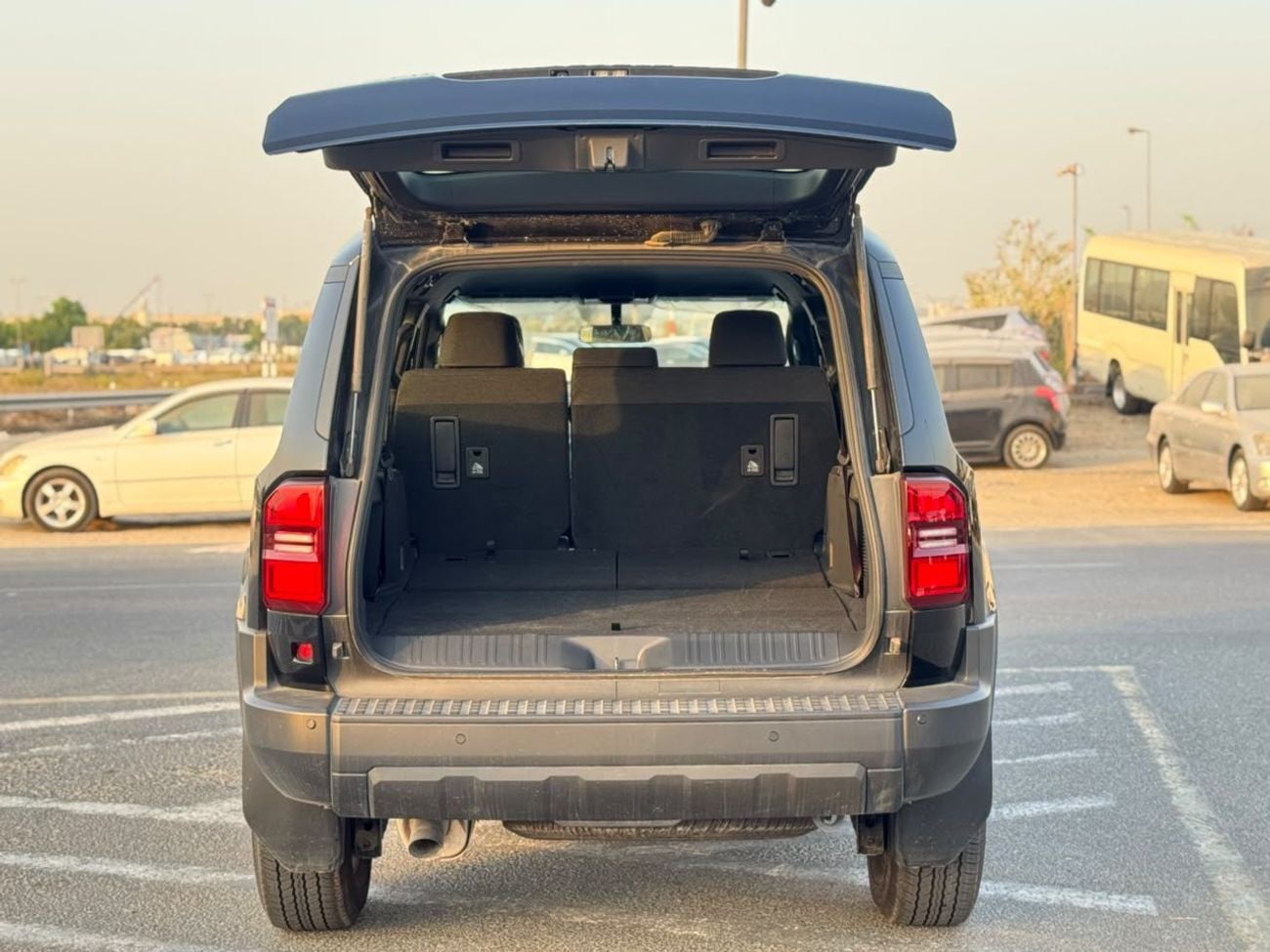 Toyota Land Cruiser EXR BASIC 2.4L PTR 2025