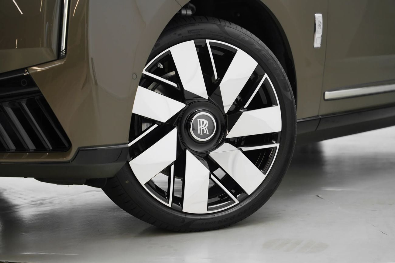 Rolls Royce Cullinan STANDARD