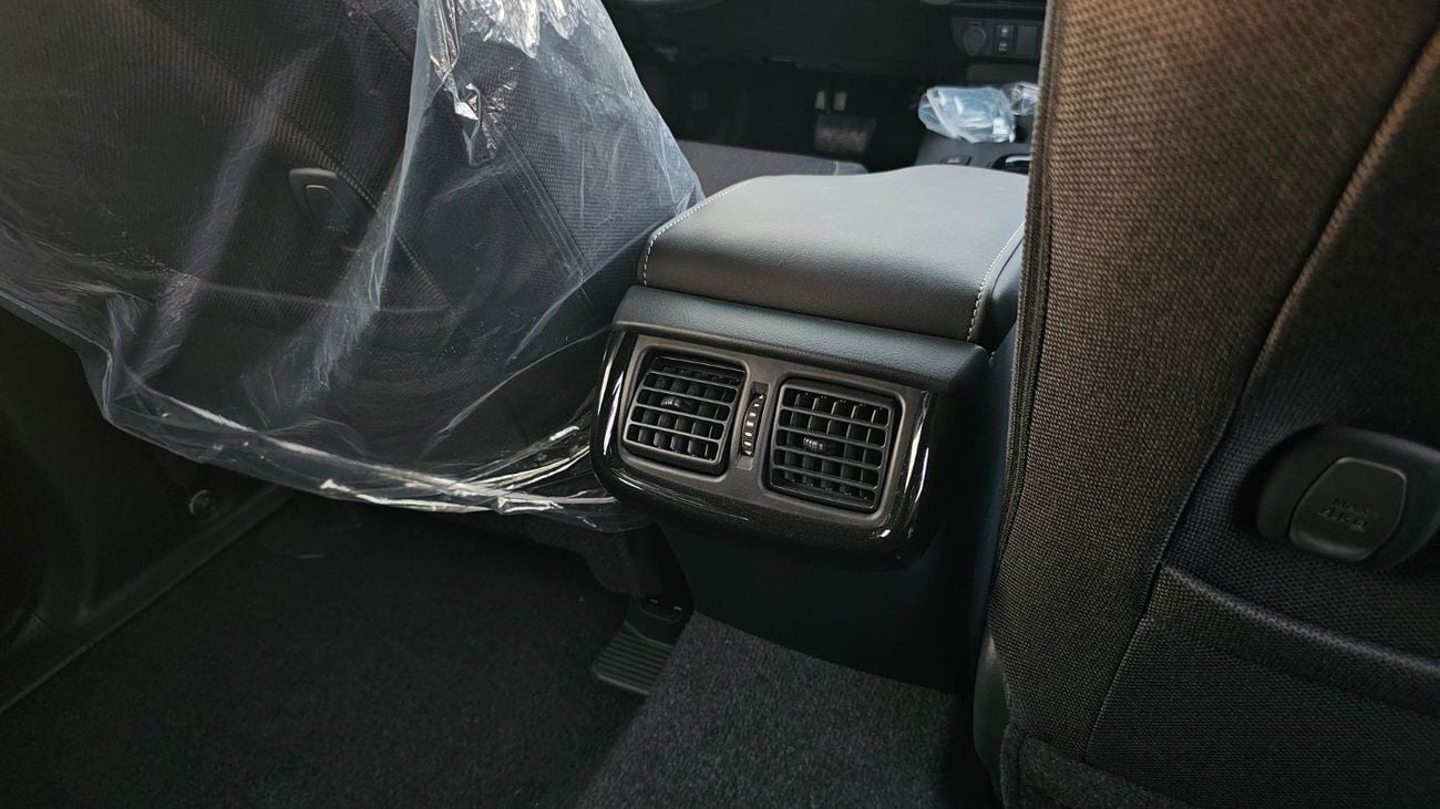 Toyota Hilux ADVENTURE YM2026 Pearl Artic White -Compressor-Rear View Digital Mirror-Navigation-360 Camera