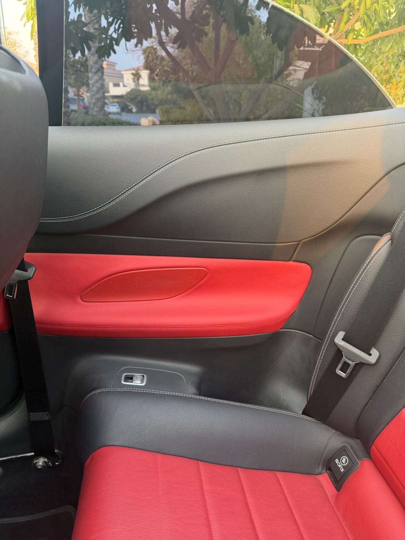 مرسيدس بنز E200 CABRIO