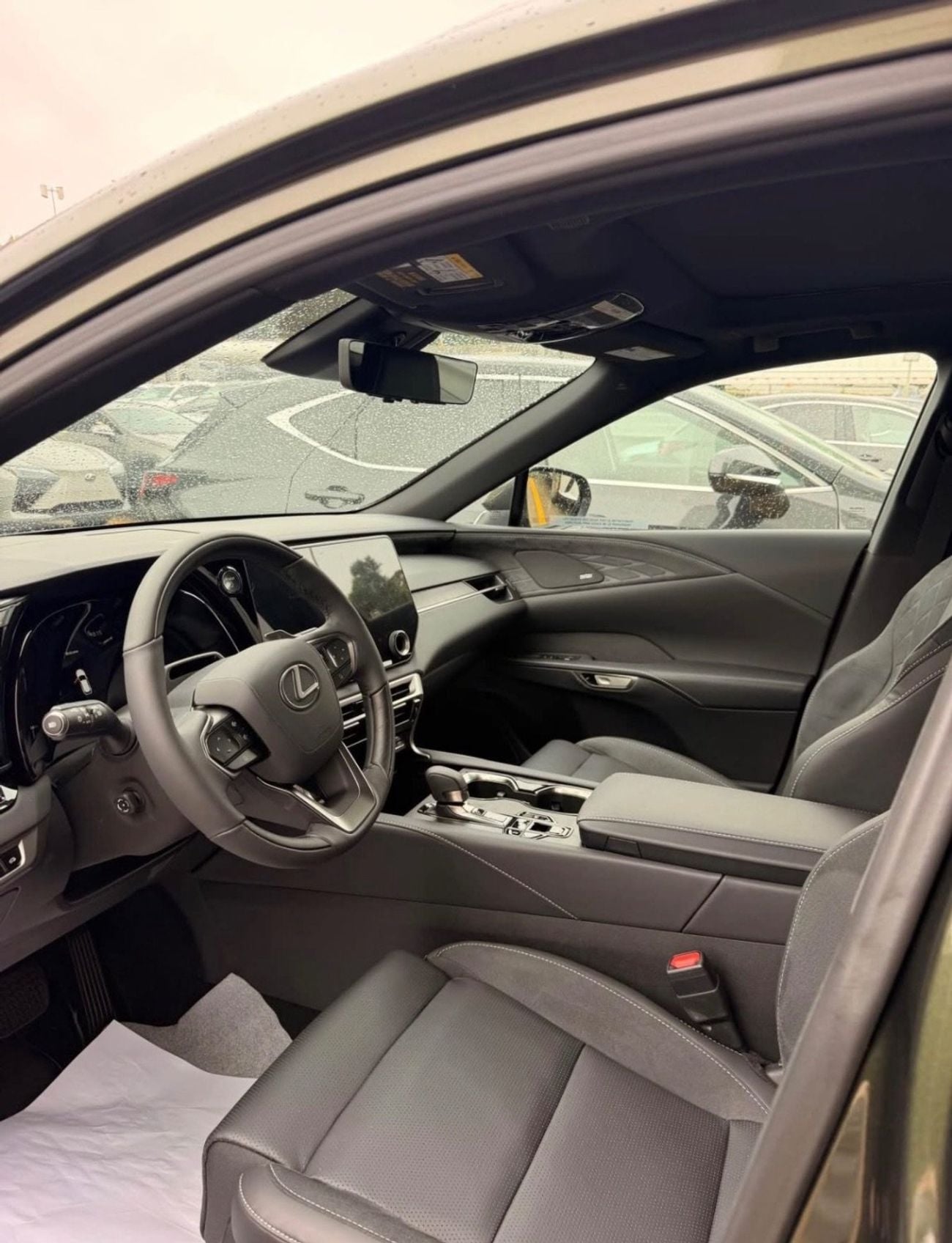 لكزس RX 350h PLATINUM