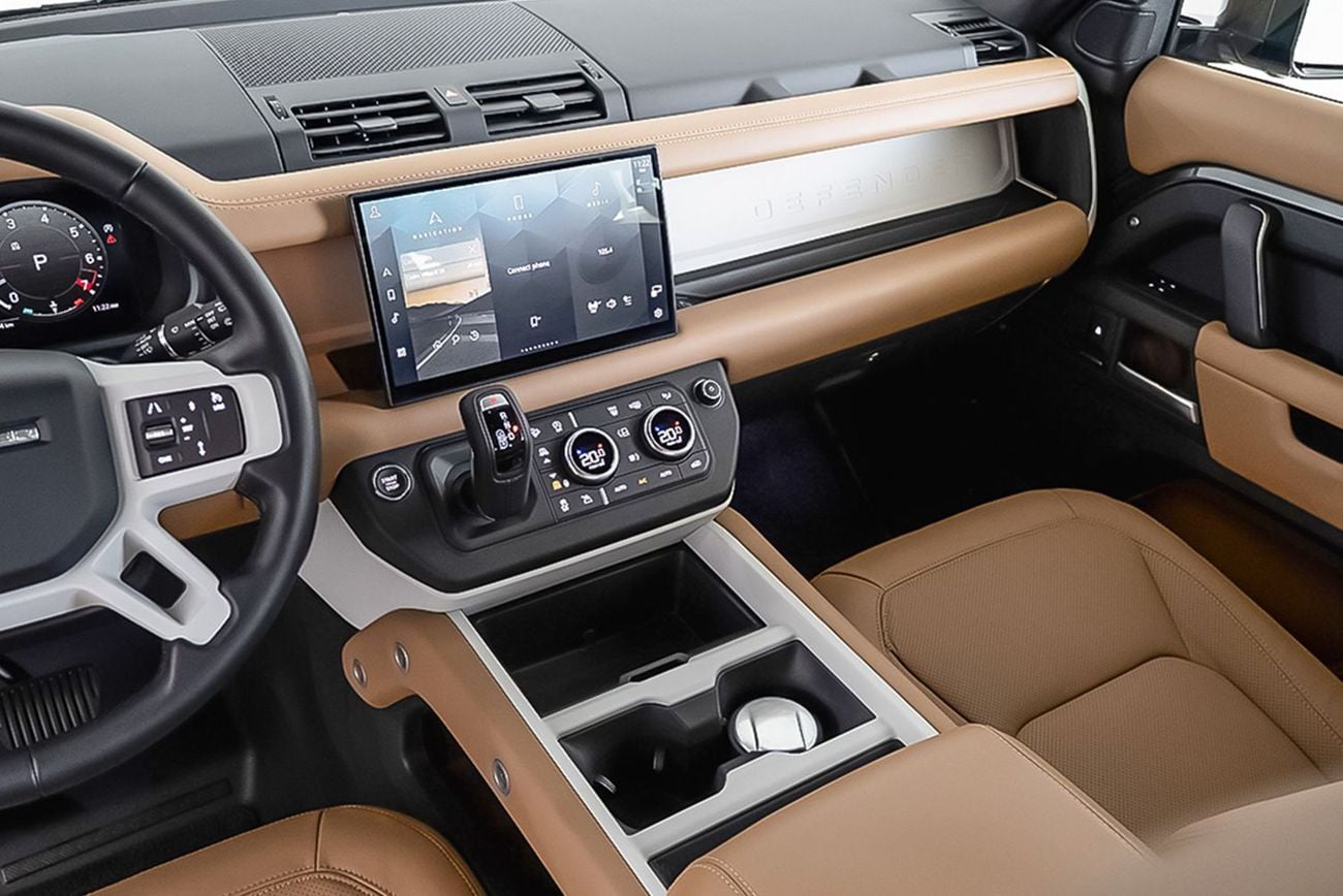 Land Rover Defender 110 X-DYNAMIC SE P300