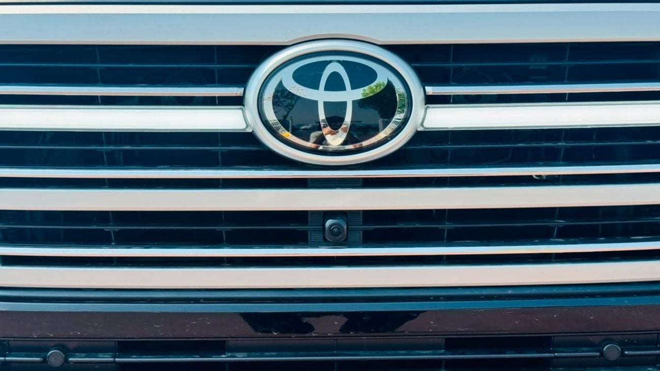 Toyota Land Cruiser VXR 3.3L Twin-Turbo Diesel