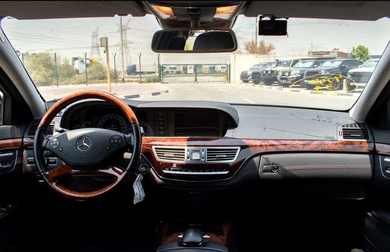 Mercedes Benz S550 STANDARD