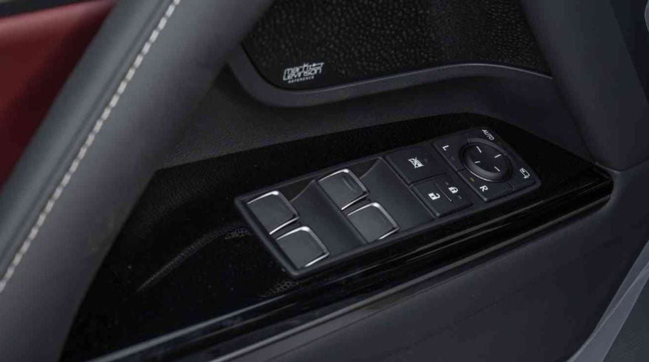 لكزس LX 600 Urban ECTAV0001 - لكزس LX600 أوربان 2026 - محرك بنزين 3.5 لتر، ناقل حركة أوتوماتيكي - لون أسود مع مقصورة د