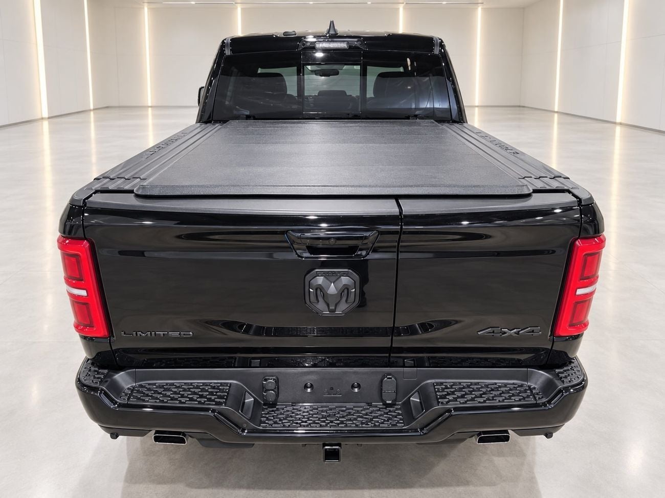 RAM 1500 LIMITED FULL SPEC LIMITED NIGHT PACKAGE 5.7