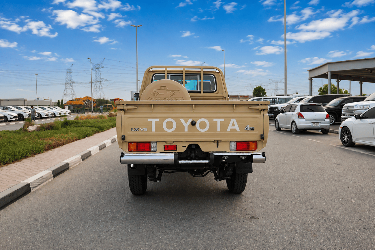 تويوتا لاند كروزر بيك أب 70 2026 Toyota Land Cruiser 79 Single Cab LX V6 , 2026 Toyota Land Cruiser 79 Single Cab LX V6 Toyota Model: Land Cruiser 79 Series