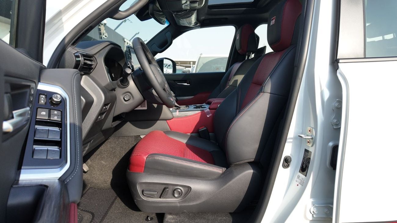تويوتا لاند كروزر GR SPORT Hybrid
