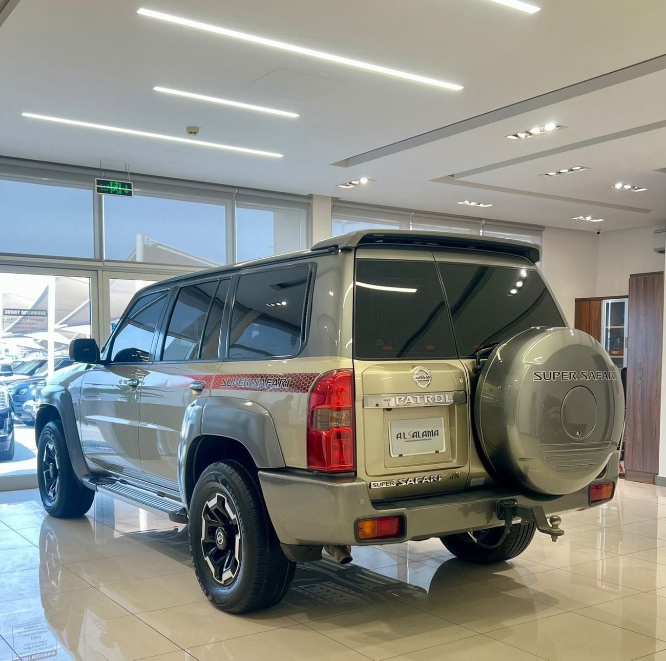Nissan Patrol Super Safari