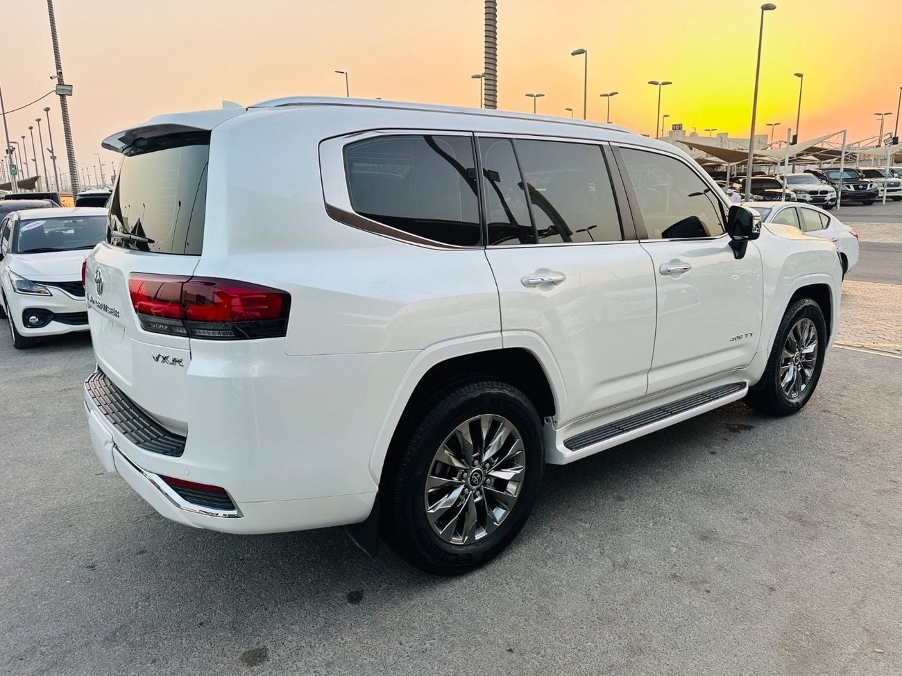 Toyota Land Cruiser VXR