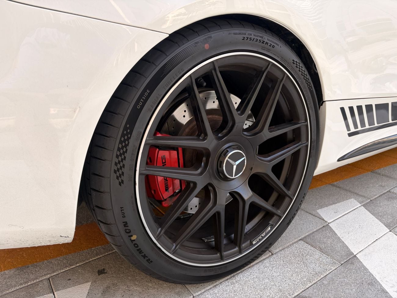 مرسيدس بنز G 63 AMG ستاندارد