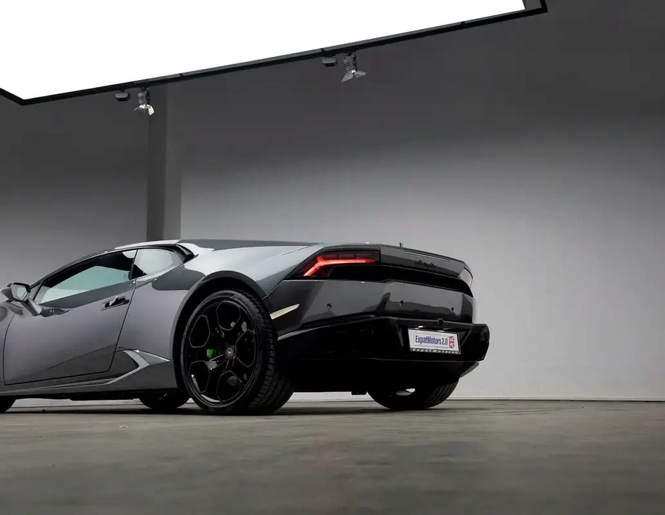 Lamborghini Huracan LP610-4 LP 610-4 • AWD 5.2 V10 • GCC Specs • Full History • Only 38KM
