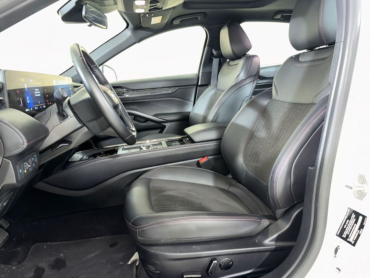 Ford Taurus AMBIENTE TPC2223 / AL TAYER MOTORS/ AL QOUZ SHOWROOM