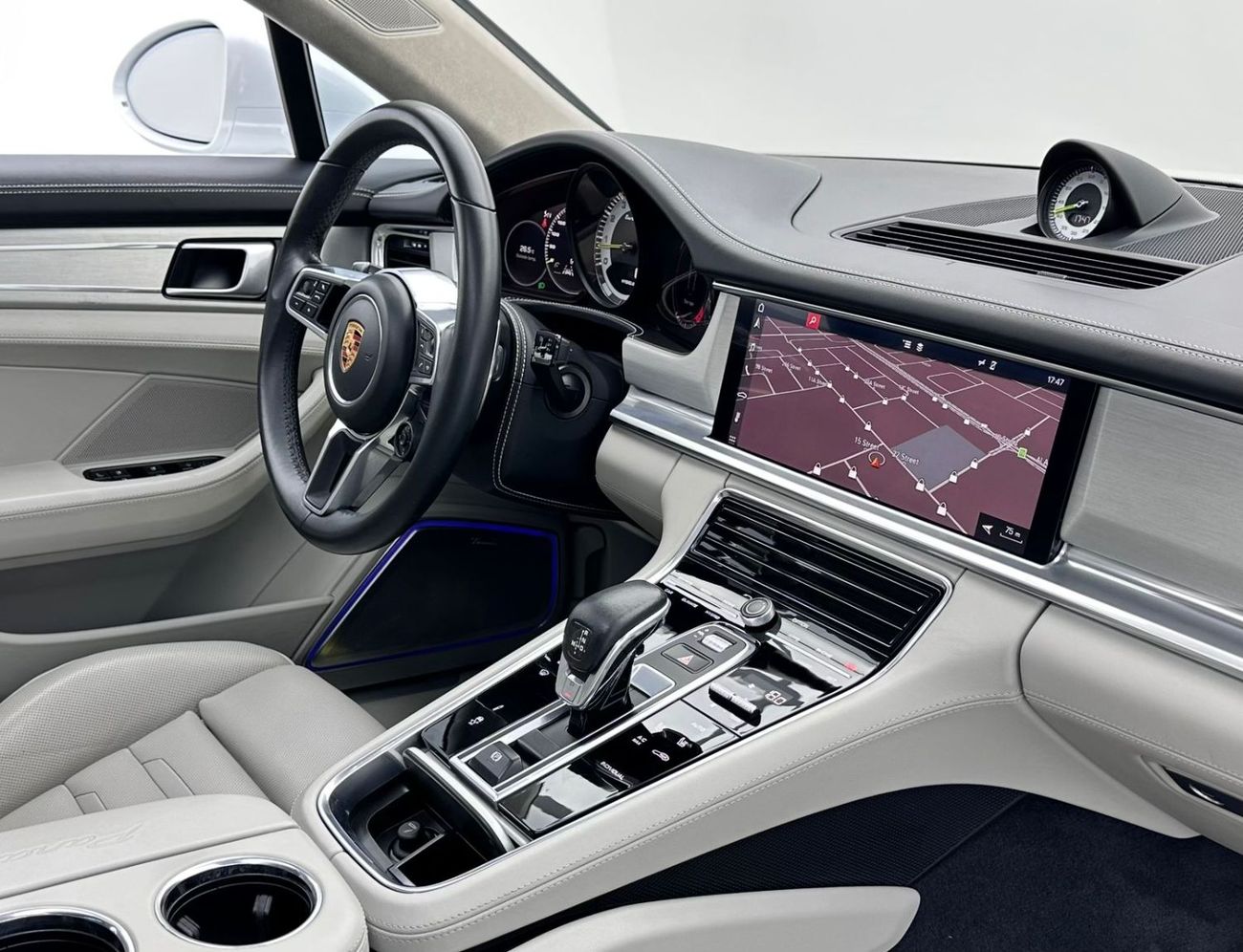 بورش باناميرا TURBO S E-HYBRID