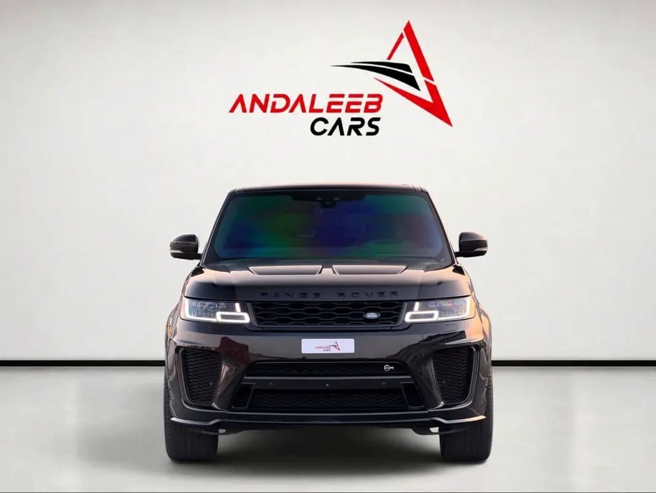 Land Rover Range Rover Sport SVR | 5.0L SUPERCHARGED V8 | 575 HP | GCC | | ORIGINAL PAINT