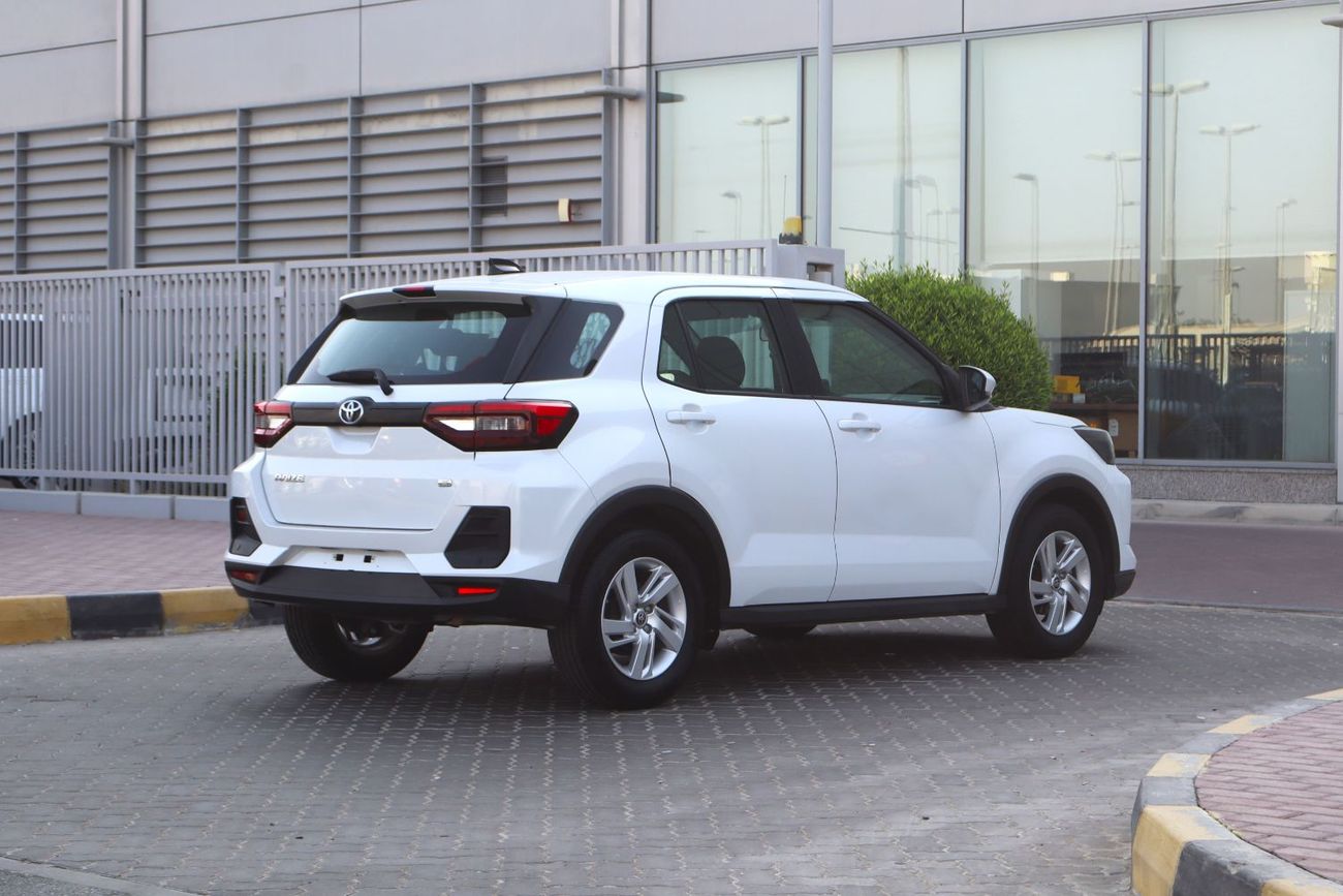 Toyota Raize E