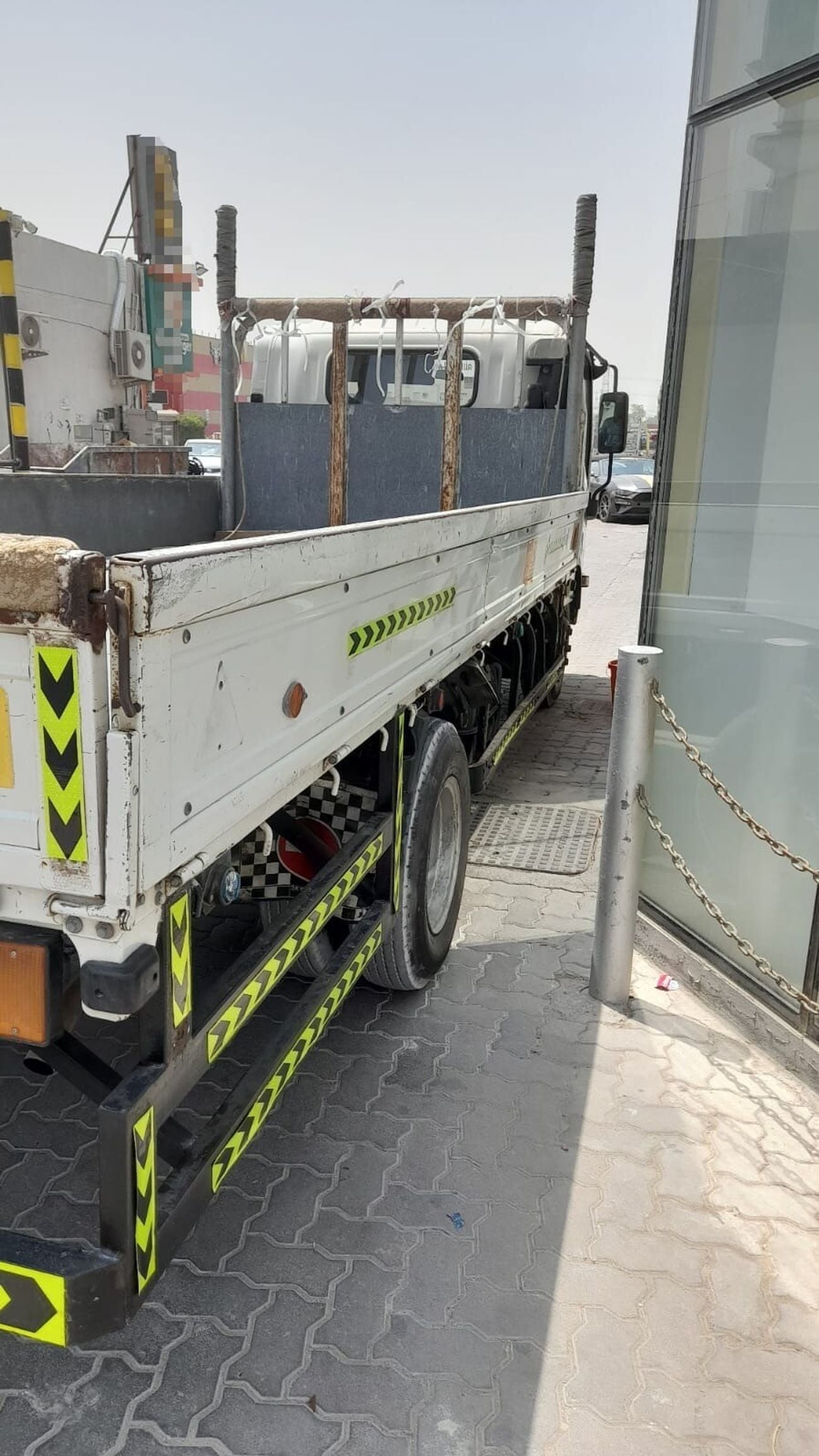 Isuzu NPR STANDARD
