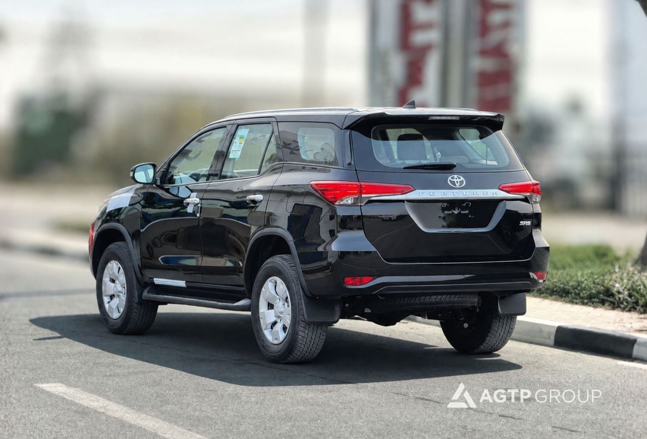 Toyota Fortuner SR5 2.7L Petrol | 4x4 | Automatic | GCC Specs | 7-Seater | Full Option