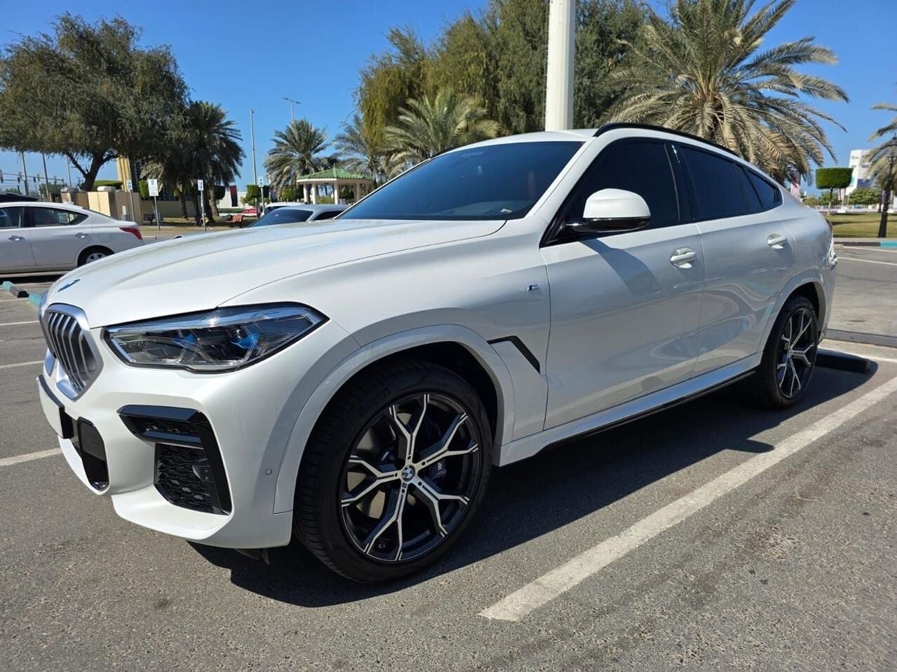 بي أم دبليو X6 40i M SPORT
