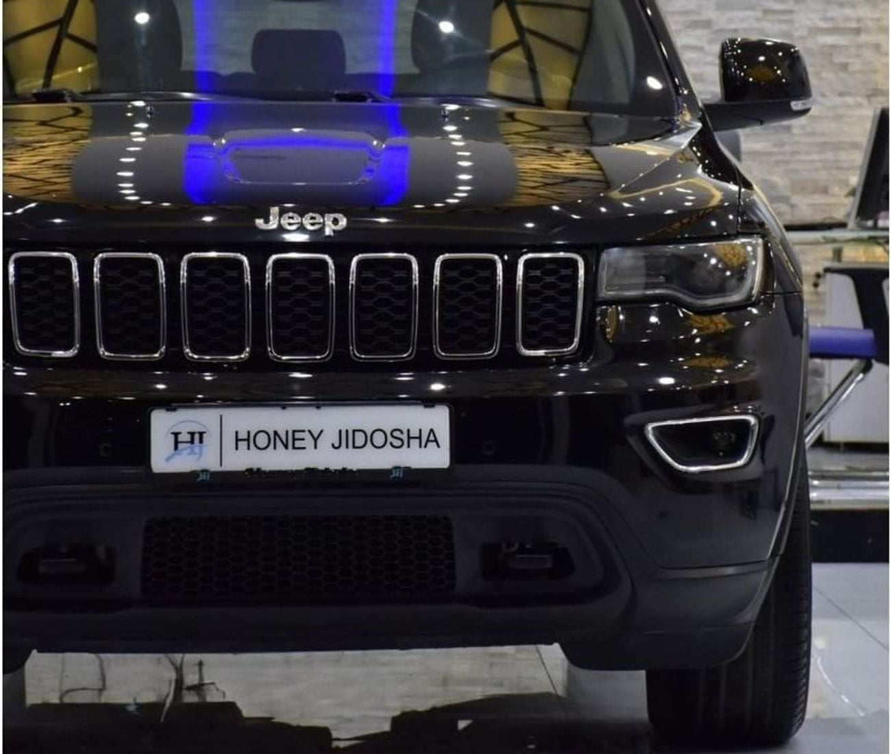 Jeep Grand Cherokee LAREDO EXCELLENT DEAL for our Jeep Grand Cherokee 4x4 (2018 Model) in Black Color GCC Specs