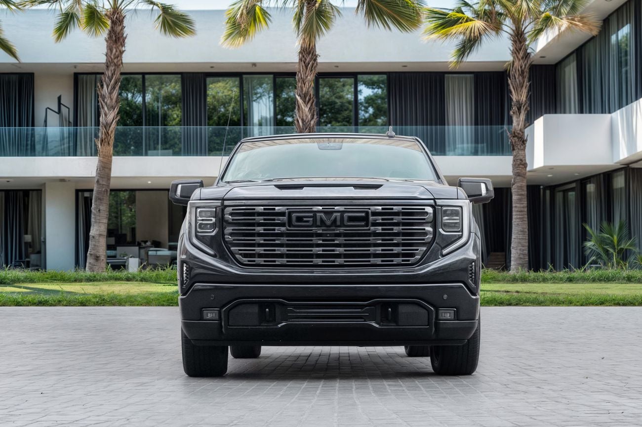 جي أم سي سييرا DENALI ULTIMATE Sierra Ultimate Denali 6.2L | 4,015 P.M | 0% Downpayment | GMC WARRANTY!