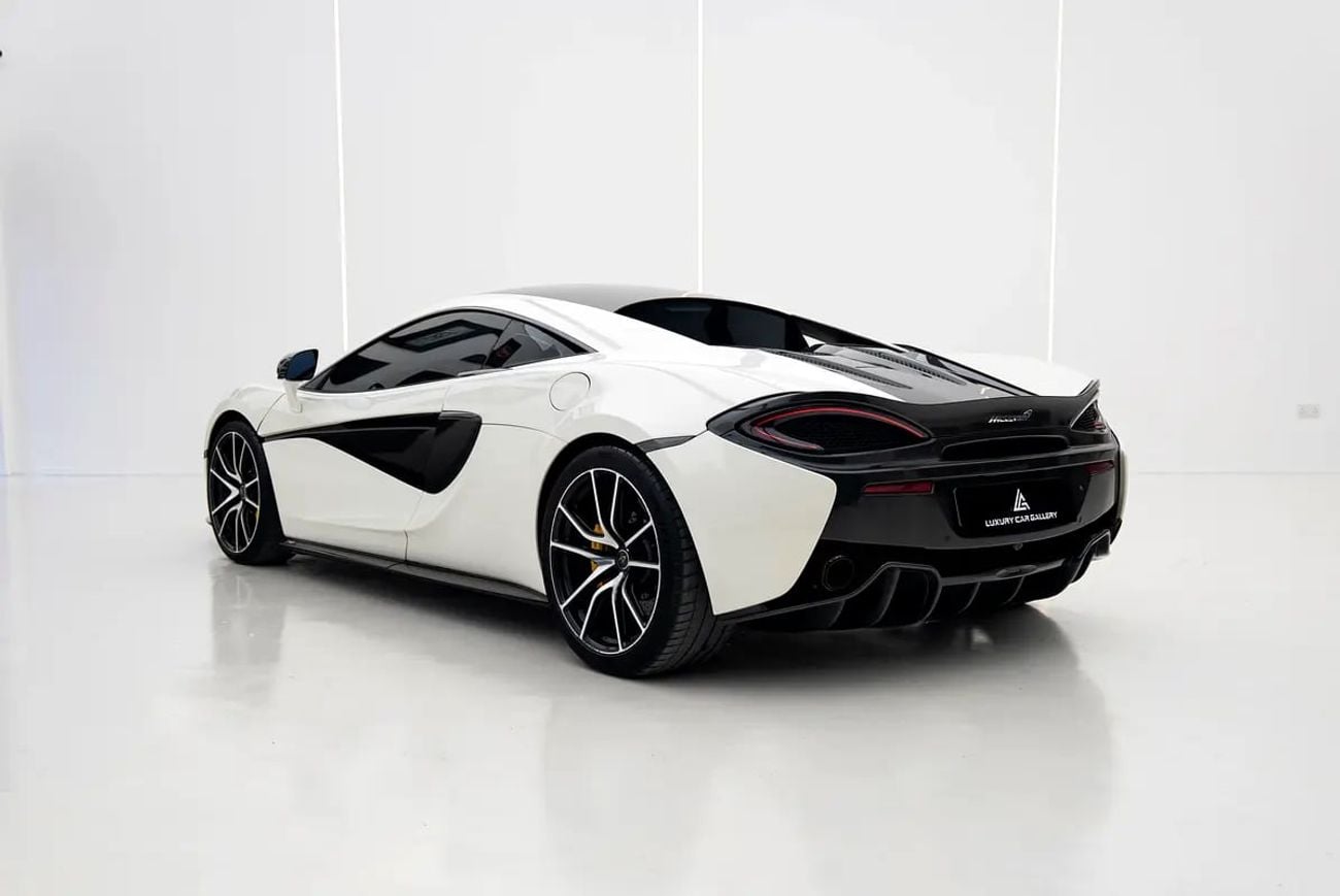 مكلارين 570S ستاندارد GCC SPECS | VISIBLE CARBON FIBRE | 31,109 KM