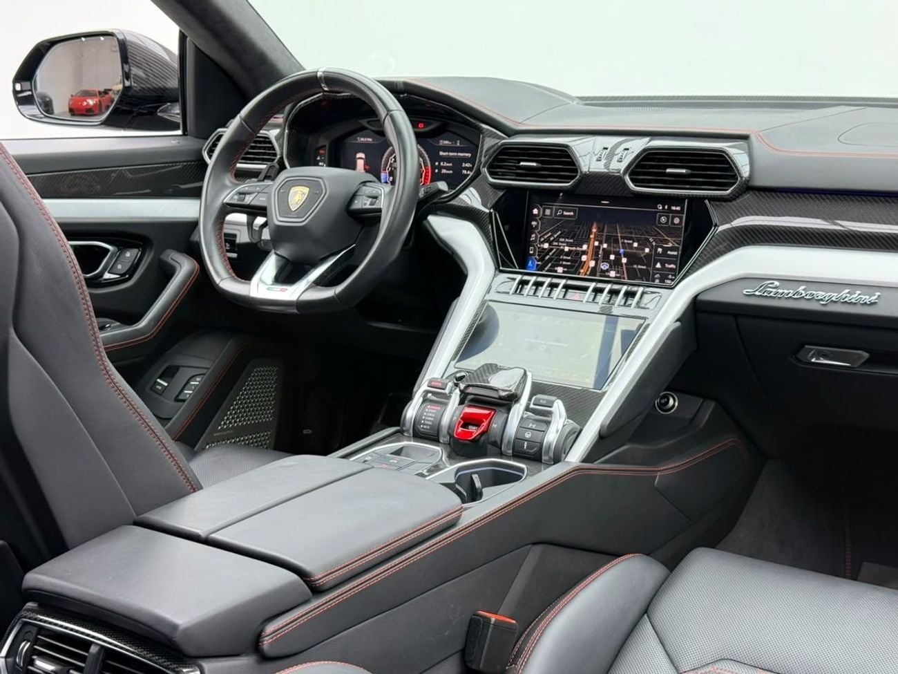 Lamborghini Urus STANDARD 2020 Lamborghini Urus, Warranty, Full Lamborghini Service History, Japanese Specs.