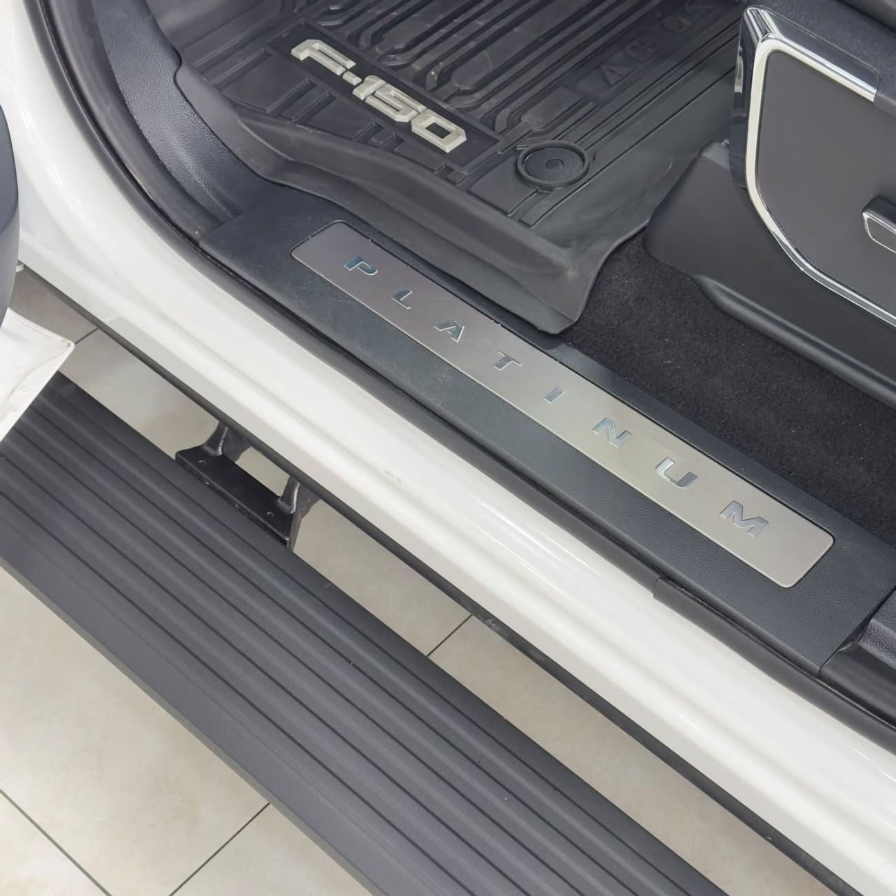 Ford F-150 PLATINUM CREW CAB