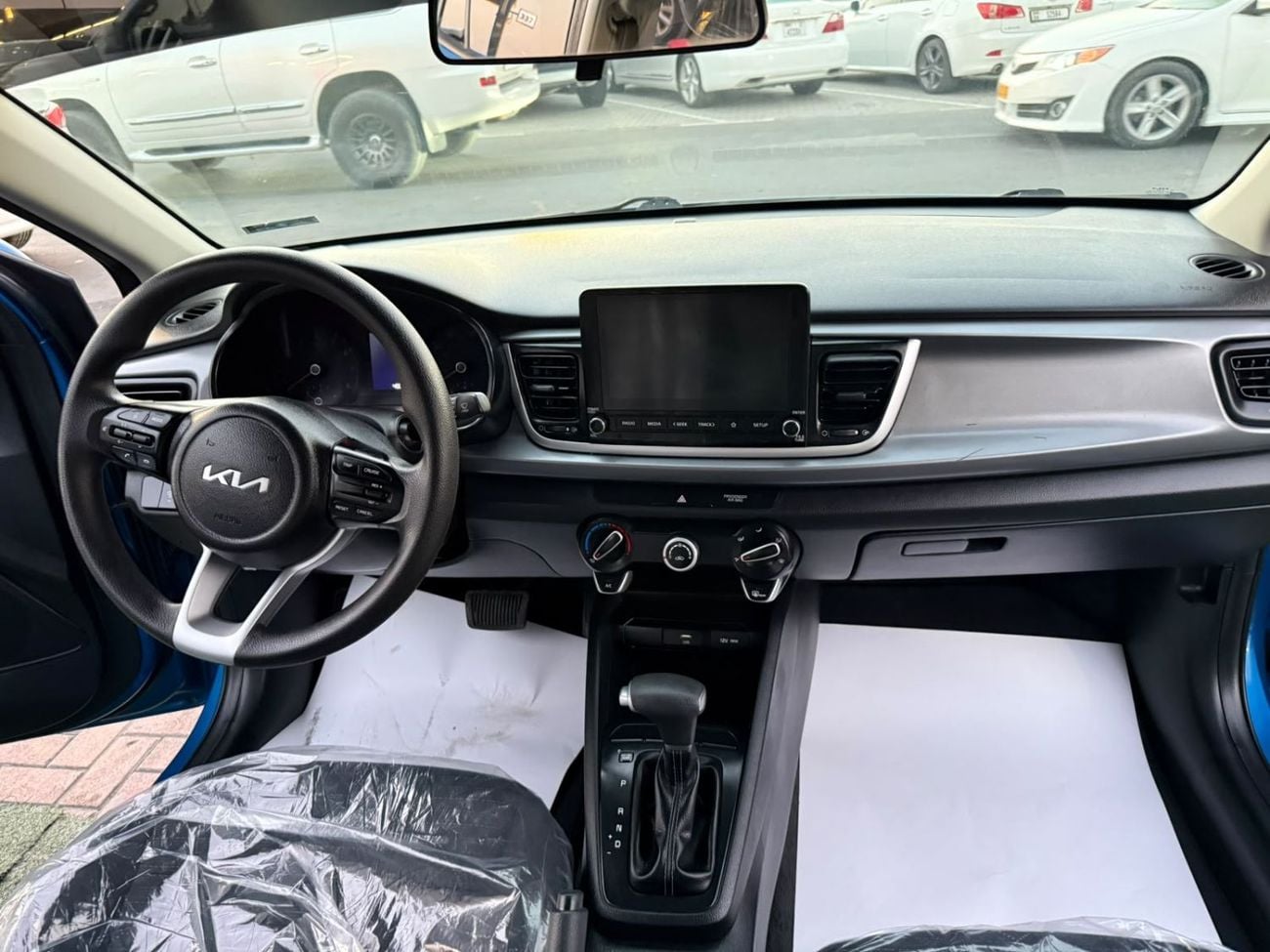Kia Rio LX Simple operation, four-cylinder, 45,000 miles, economical