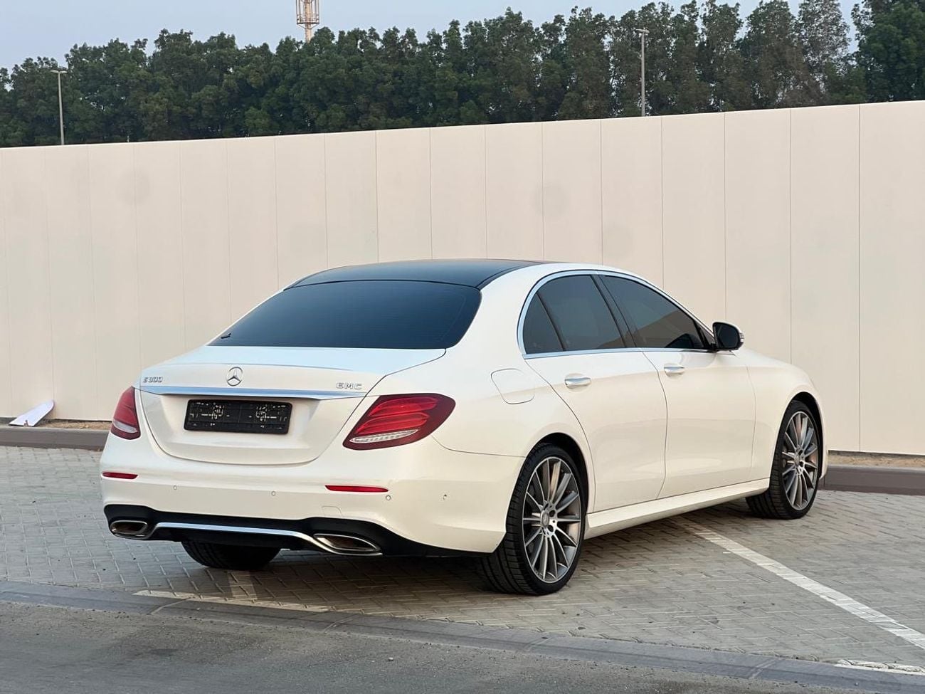 Mercedes Benz E300 AMG Mercedes E 300 2017 GCC