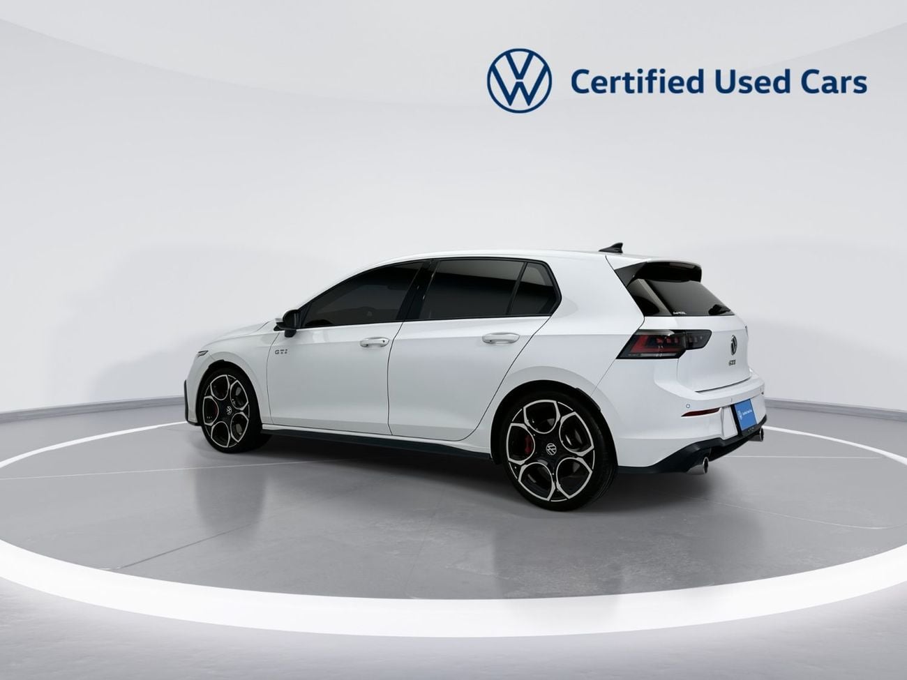 Volkswagen Golf GTI Golf GTI 2.0L | Leather Seats | Turbo Engine | Iconic GTI Styling | Connected Technology | GCC Speci
